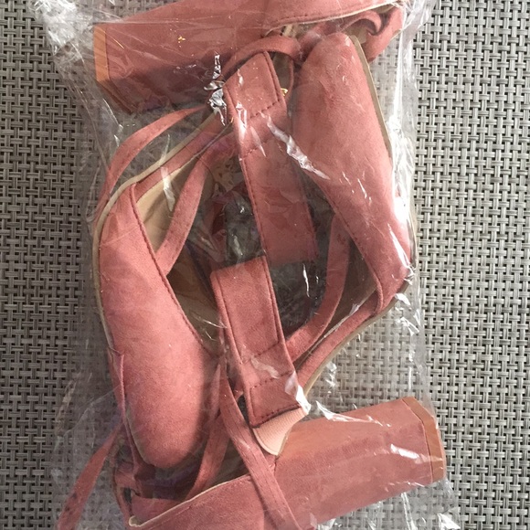 Shoes - Picture 3 of 3